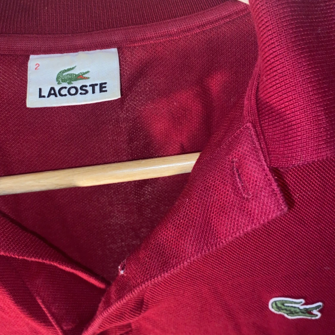 Vinröd långärmad pikétröja Lacoste - 2