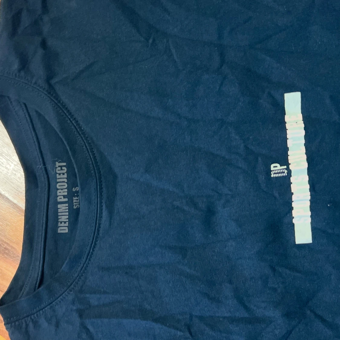 Mörkblå t-shirt från Denim Project - 1