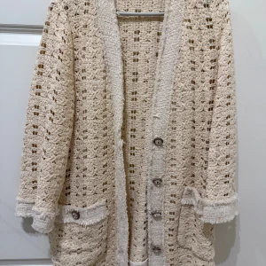 Kavaj  - Kavaj i mycket unikt utseende. Endast använd 2-3 gånger, i mycket bra skick 