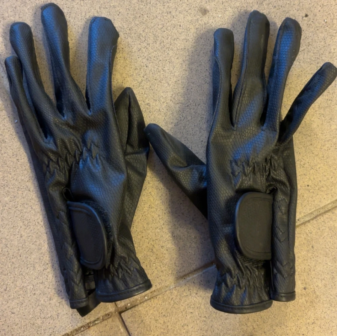 Svarta läder ridhandskar - 2