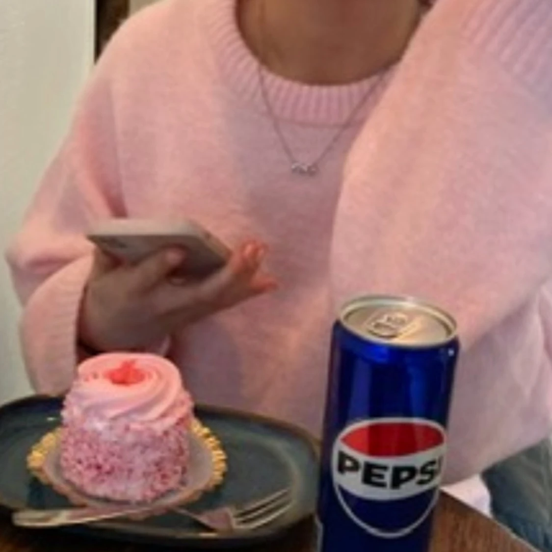 Ljusrosa stickad tröja - 4