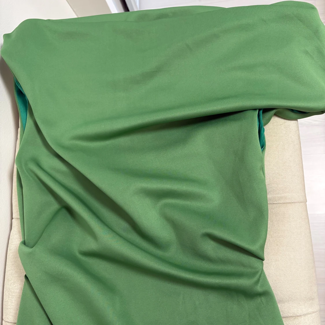 Grön långklänning asos design - 1