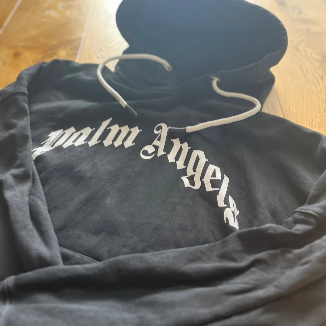 Svart Palm Angels hoodie med tryck - 1