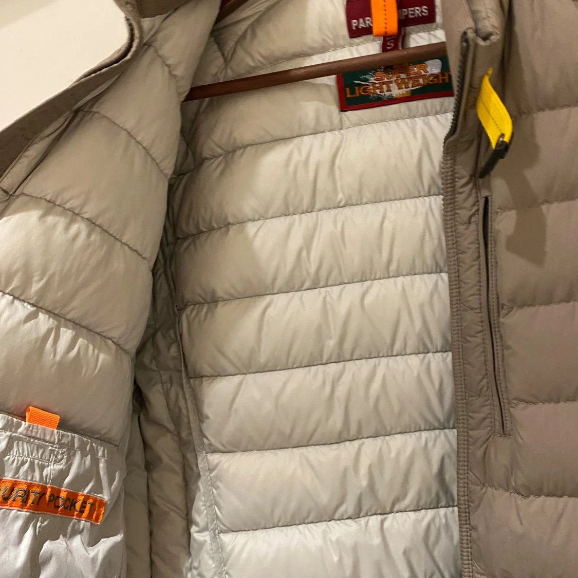 Beige pufferjacka Parajumpers S - 2