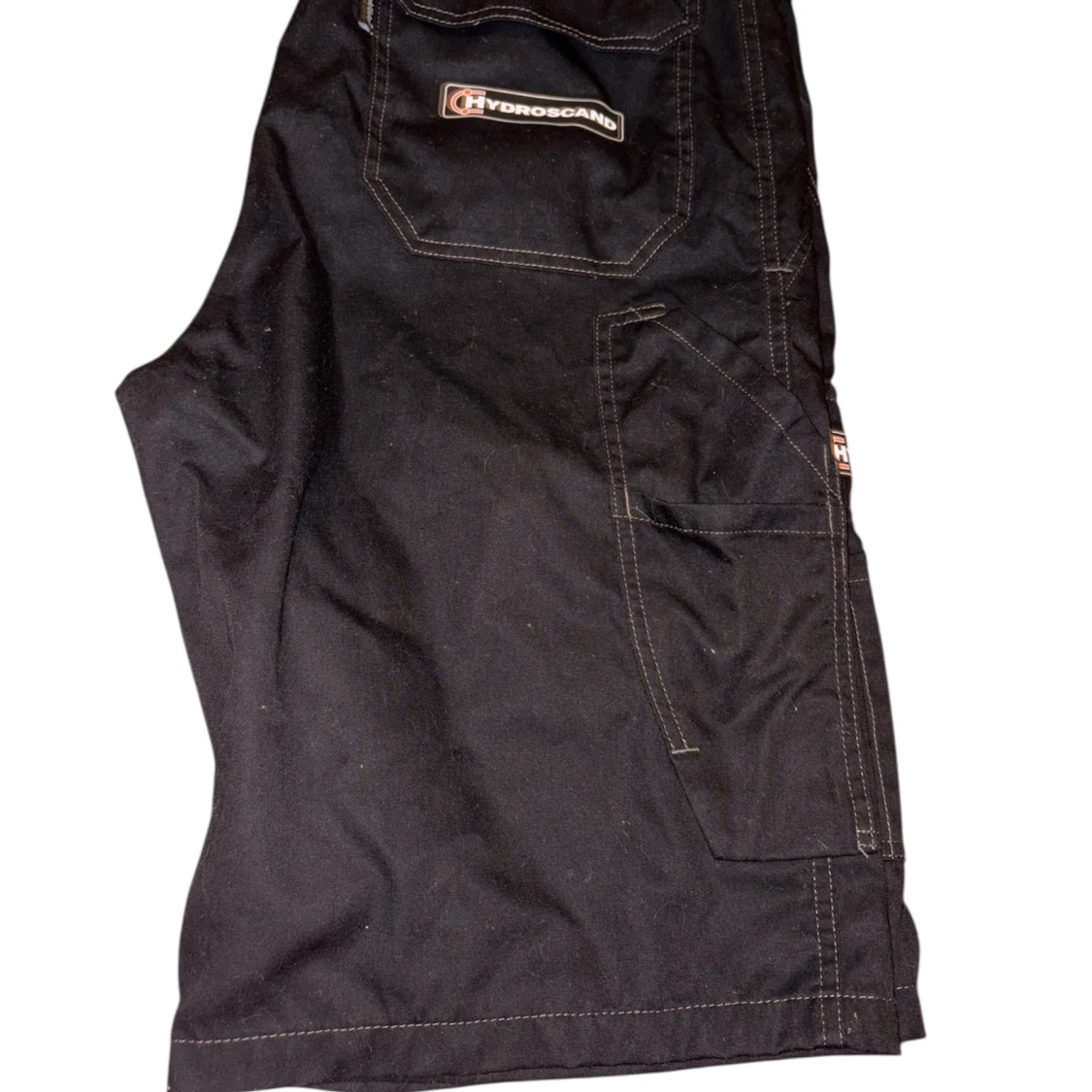 Svarta cargoshorts från Björn kläder  - 2