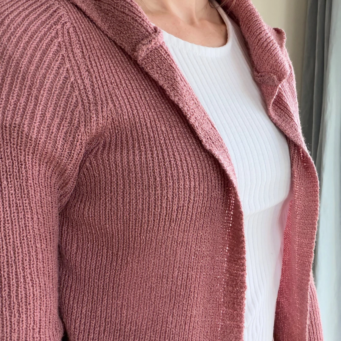 Rosa stickad kofta med huva FB Sister - 3