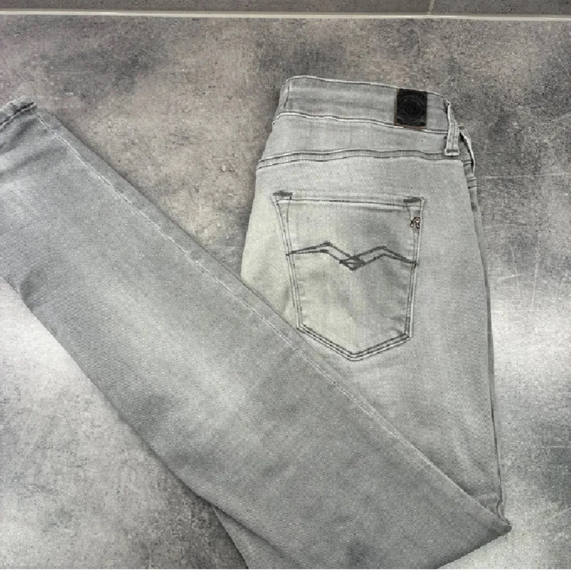 Replay ljusgrå  - 1