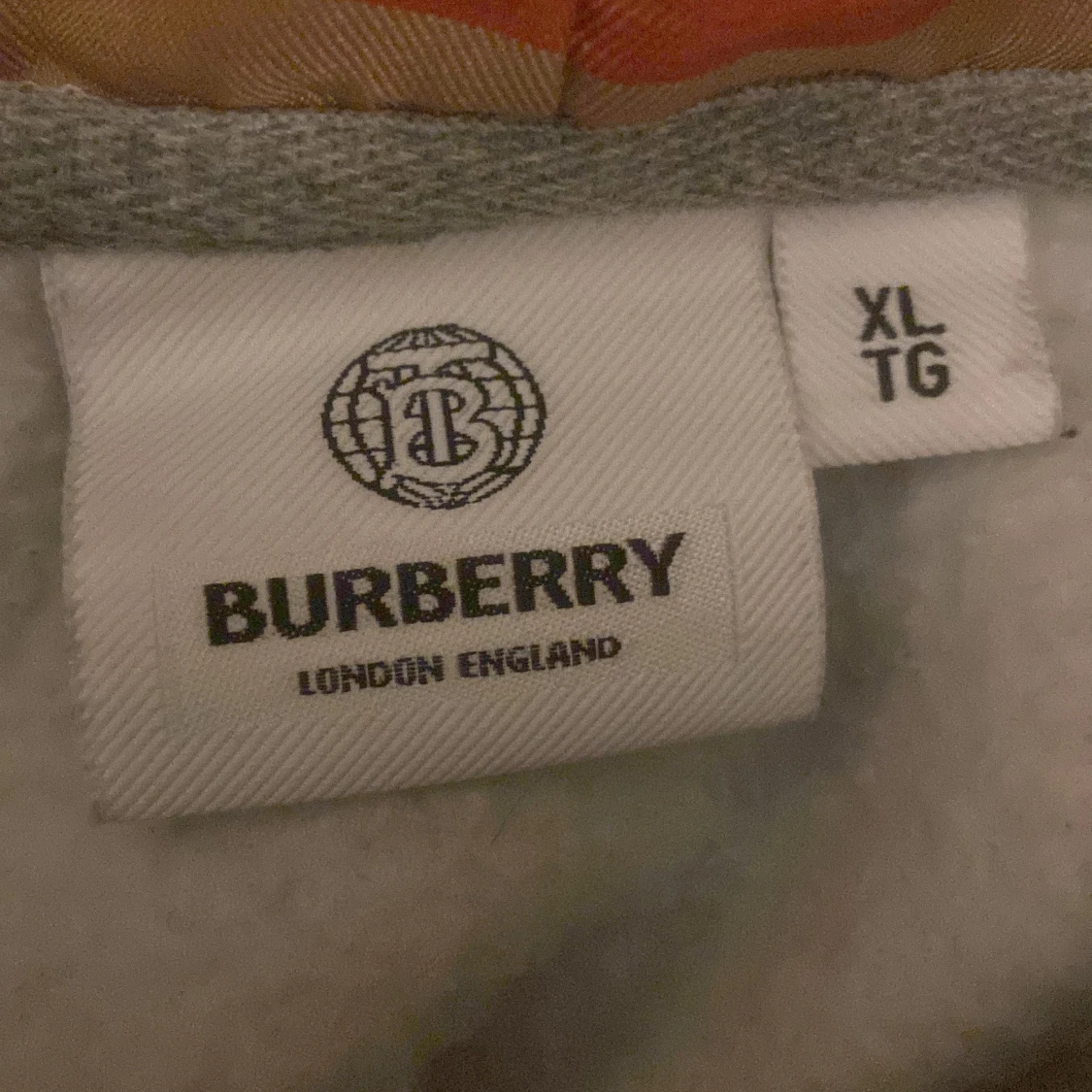Grå burberry zip hoodie - 2