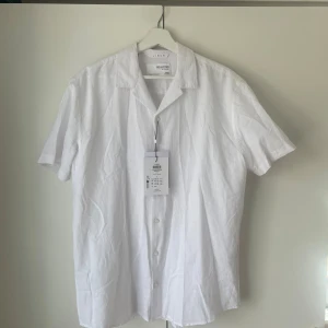 Selected Homme Kortärmad skjorta  - Helt ny, aldrig använd 