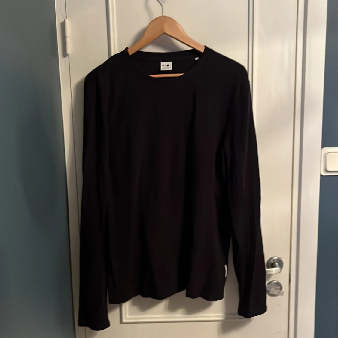 Svart NN07 stickad kofta