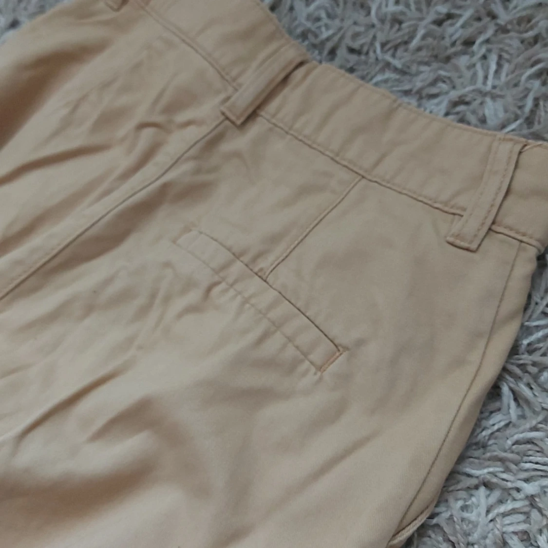 Beige chinos - 90