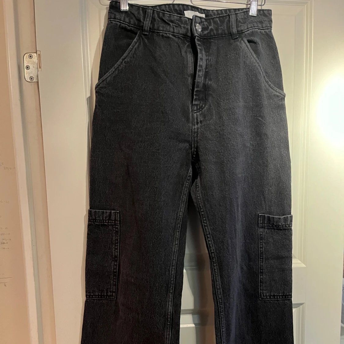 Svarta cargopants från H&M