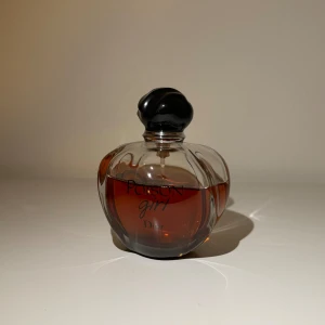 Dior Poison girl  - Säljer min dior då den inte används längre, ord pris 1790 