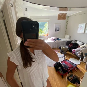 Blus - En jättefin och gullig blus från hm i underbart skick