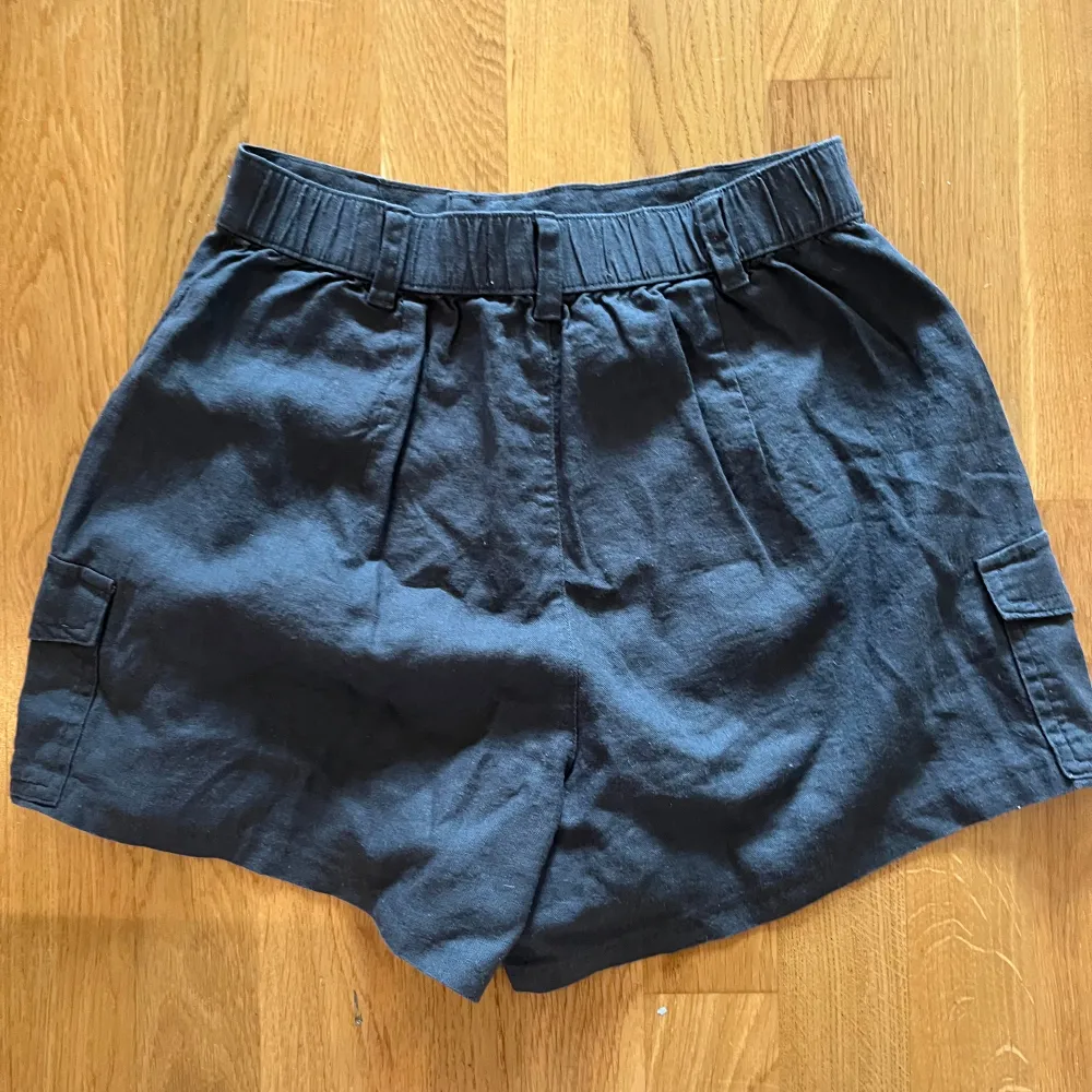 Söta shorts från Hollister, storlek S🤍. Shorts.