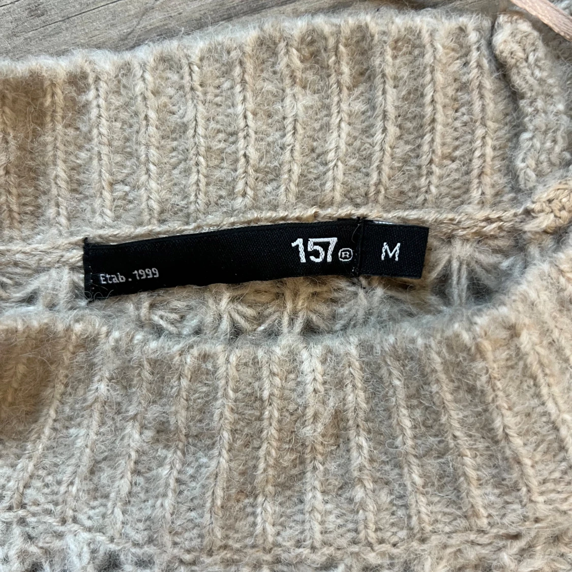 Stickad tröja🤍 - 91