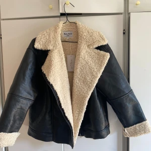 Jacka - Oversized jacka från nakd, aldrig använd.