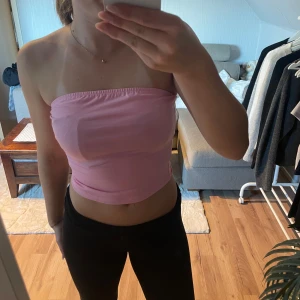 TubTopp - Fin rosa tubtopp från shein. Helt ny! Stl S💗