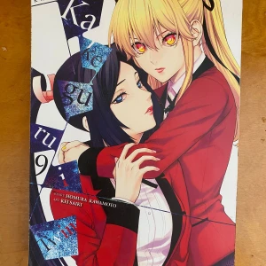 Kakegurui twin 9 manga bok - Den är defekt fri och jag har knappt läst/använt den. Nypriset var 210kr men jag säljer den för 99. Pris kan diskuteras❣️