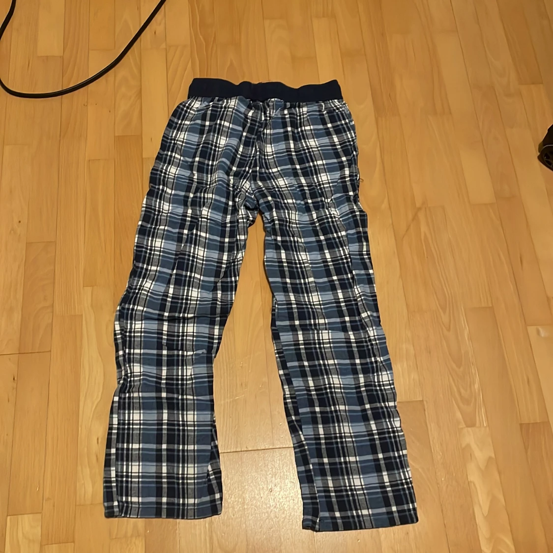 Rutig byxa från Kappahl - 1