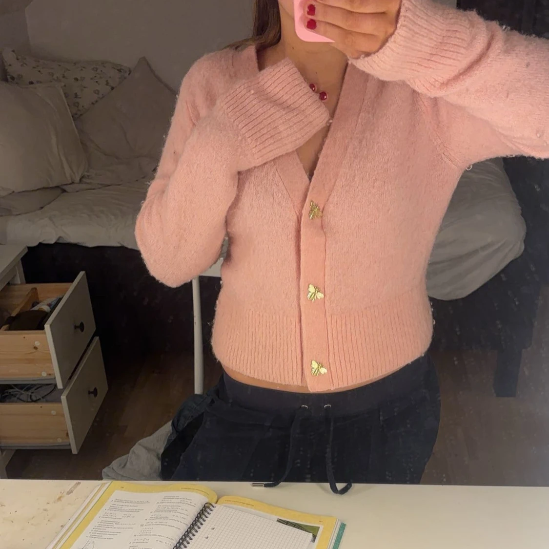 Stickad tröja other stories  - 1