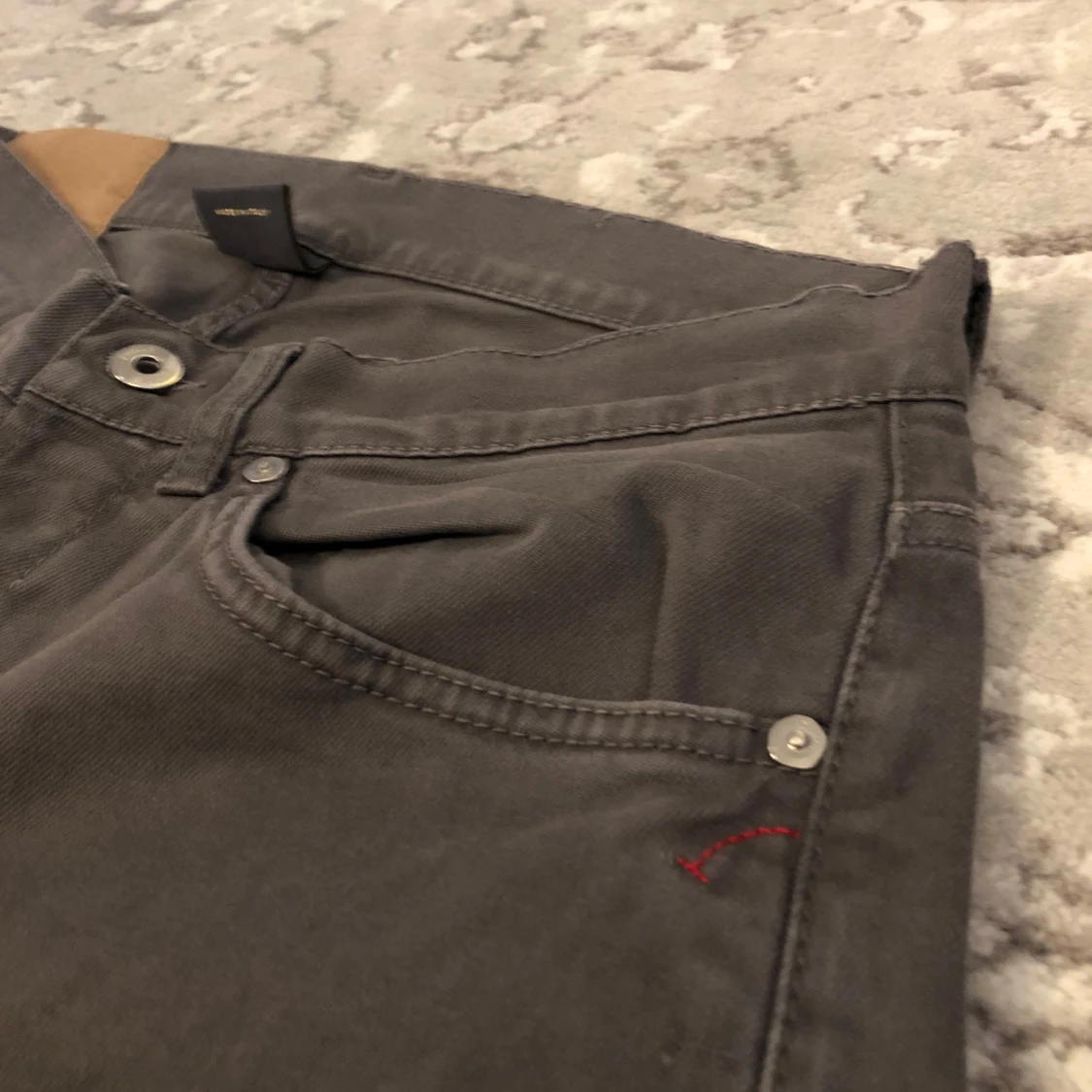 Gråa dondup Jeans - 2