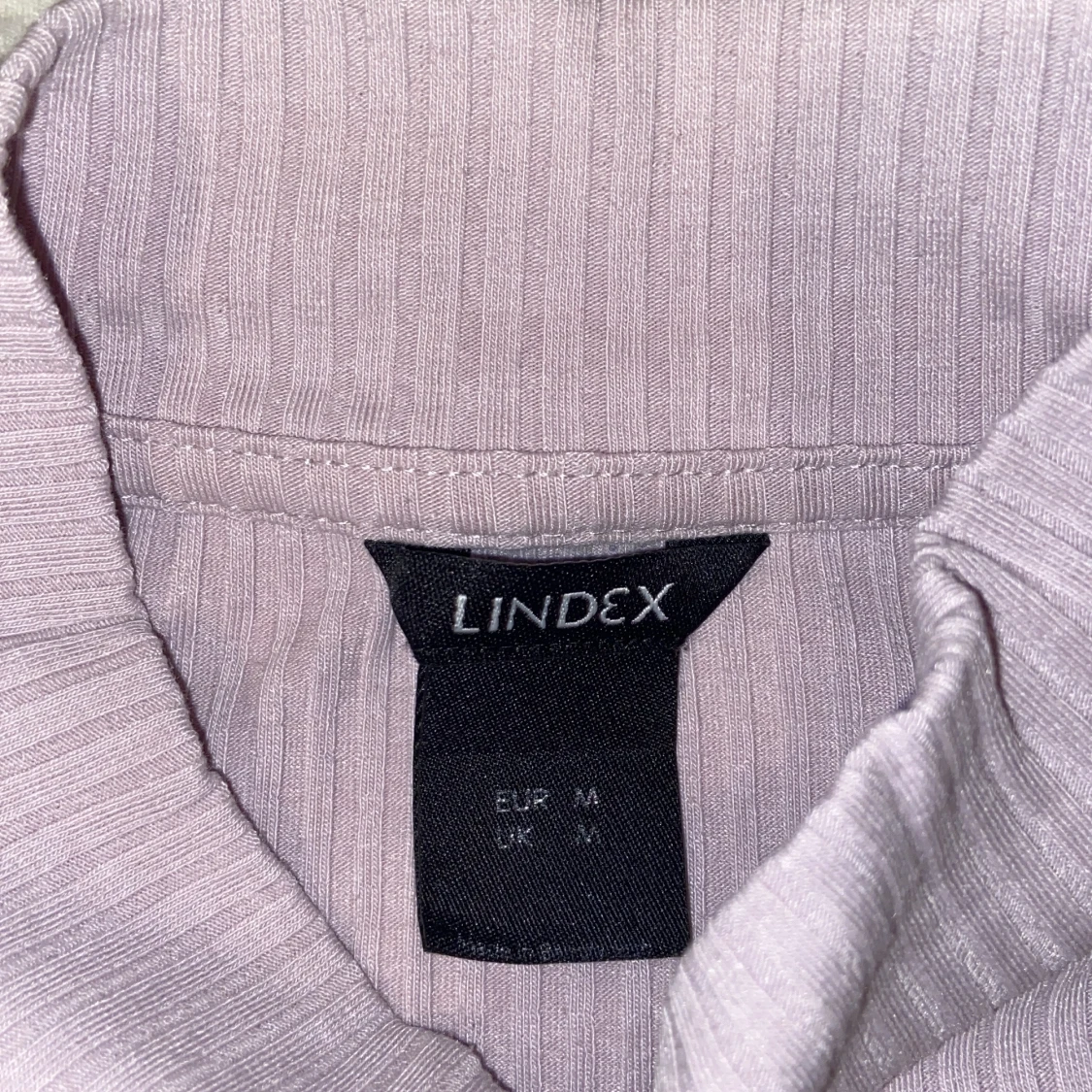 Lila ribbad topp från Lindex - 2