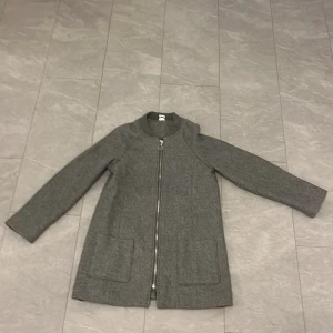 Kappa -  Oanvänd , jätte bra skick , vår eller höst jacka typ 