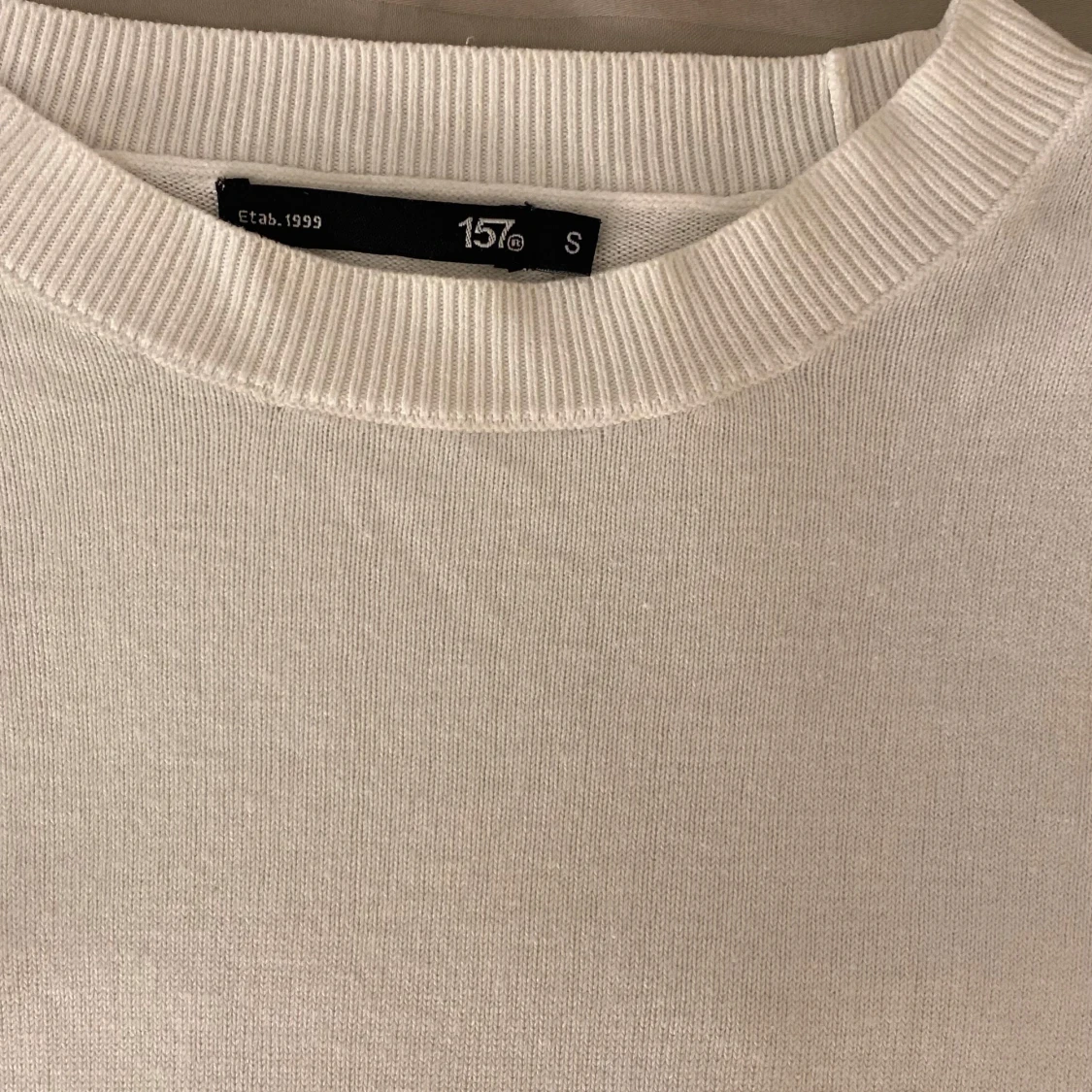 Vit tröja från 157 - 90