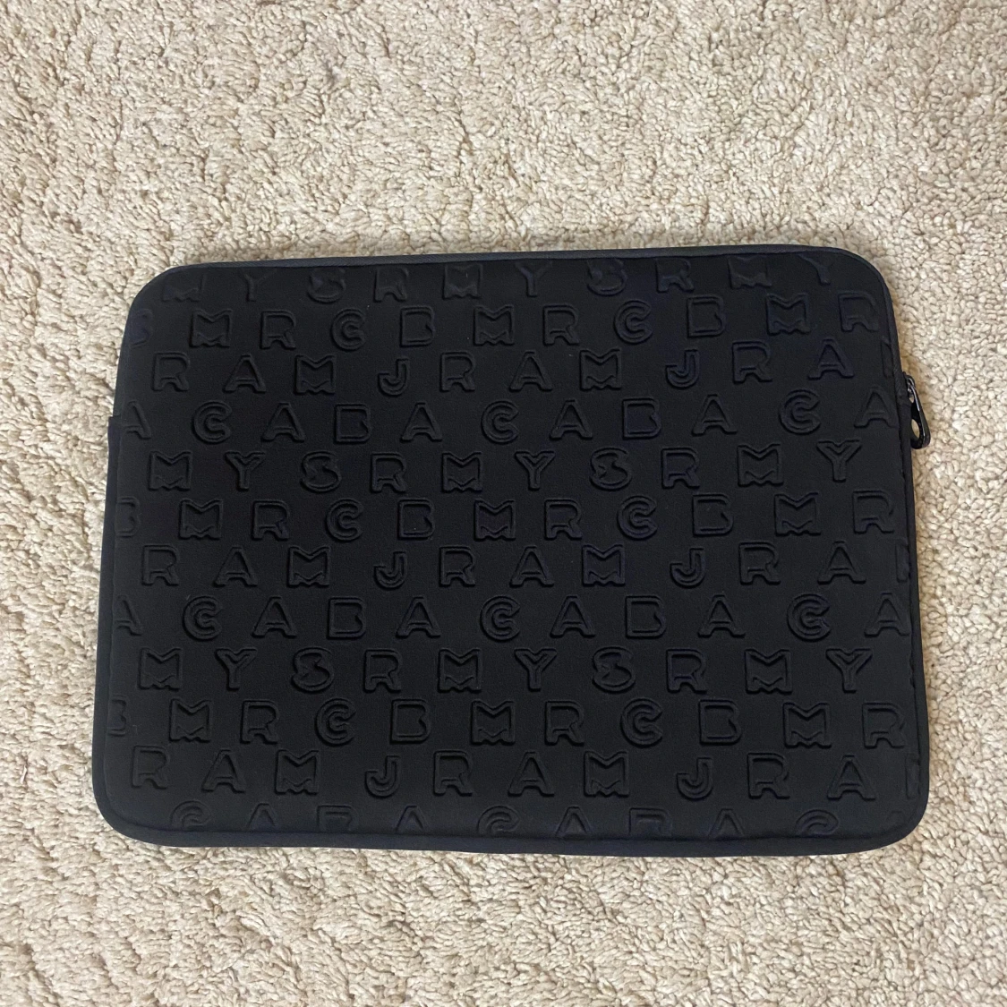 Datorfodral Marc Jacobs  - 91