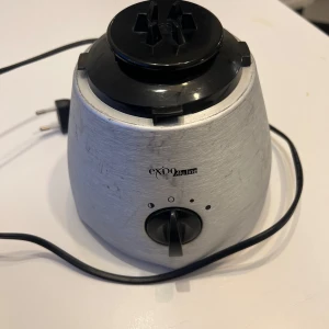Blender-fot - Exido alu line blender. Endast ”foten”/maskinen. Kannan saknas.