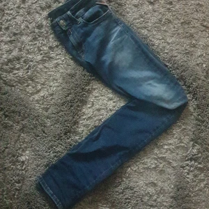 Replay jeans - Säljer dessa feta jeans i slim fit från replay då dom är för små