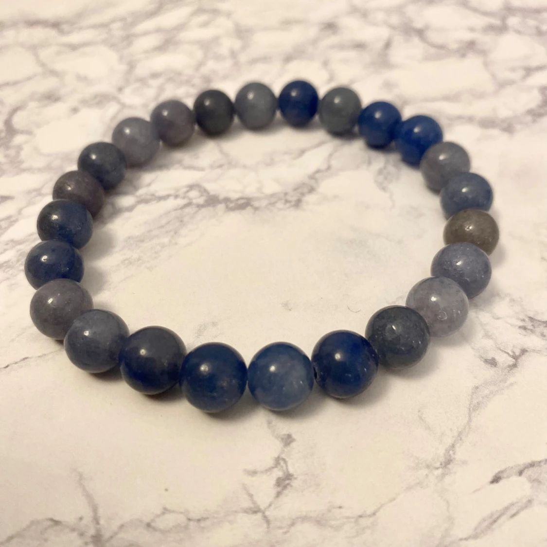 Blått pärlband  - 91