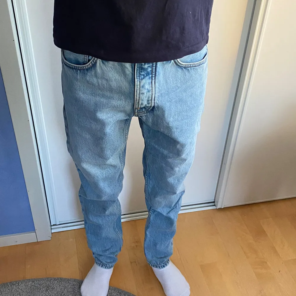 Nudie jeans i modell steady eddie II, i toppenskick!. Jeans & Byxor.