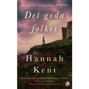 Det goda folket (pocket) -  »En fängslande och mångbottnad roman.« Betyg 4 av 5 | Johannas Deckarhörna»Omskakande.« Daily Mail»Uppslukande och fantasifull.« The TimesNóra Leahy har förlorat både sin dotter och sin make, och måste nu bära ansvaret för sitt fyraåriga barnbarn Micheál. Pojken kan varken gå eller tala, och Nóra, orolig för skvaller, har hållit honom gömd från folket i dalen - människor som skulle se hans handikapp som ett bevis på mörka krafter.Eftersom hon inte klarar av att ta hand om pojken på egen hand anlitar hon Mary, en fjortonårig tjänsteflicka som snart hör hur det viskas i trakten om den ondskefulla varelse som drar sorg över änkans hem. Ensamma och insnärjda i rykten beslutar Nóra och Mary att söka upp den enda person i dalen som skulle kunna hjälpa Micheál. Det sägs att Nance Roche besitter kunskapen. Att hon kommunicerar med Dem, Det goda folket. Och att hon är den enda som kan få dem att lämna tillbaka sådana som de tagit...Hanna Kents andra roman, efter den mångfaldigt prisbelönta och kritikerhyllade Burial Rites [2013], är baserad på verkliga händelser och förlagd till en förlorad värld styrd av sina egna lagar.HANNAH KENT [f. 1965] är en australisk författare som gjorde stor internationell succé med sin debutroman Burial Rites. Romanen översattes till 28 språk och vann en rad priser. Burial Rites kommer även att bli film, med Gary Ross (Ocean's Eight) som regissör och Jennifer Lawrence (Zelda, The Hunger Games) i en av huvudrollerna. Det goda folket, hennes andra roman, har hyllats av läsare och kritiker världen över, och har jämförts med både Hilary Mantels Wolf Hall, Peter Mays Isle of Lewis-trilogi, Jessie Burtons Miniatyrmakaren och M. L. Stedmans Fyren mellan haven. Det goda folket har även nominerats till 2017 års Walter Scott Price."En ännu bättre roman än Burial Rites. En skarpt förmedlad historia om kärlek, sorg och missriktade trosföreställningar." The Sunday Times    Format Pocket   Omfång 382 sidor   Språk Svenska   Förlag Louise Bäckelin Förlag   Utgivningsdatum 2018-08-10   Medverkande Birgitta Wernbro Augustsson   Medverkande Hannah Kent   Medverkande Lars Sundh   ISBN 9789177990161  