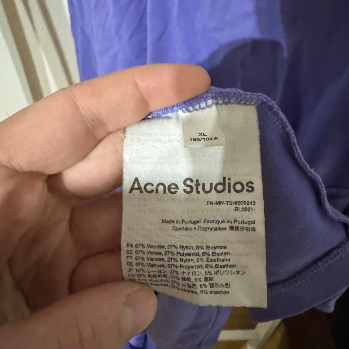 Lila t-shirt från Acne Studios - 91