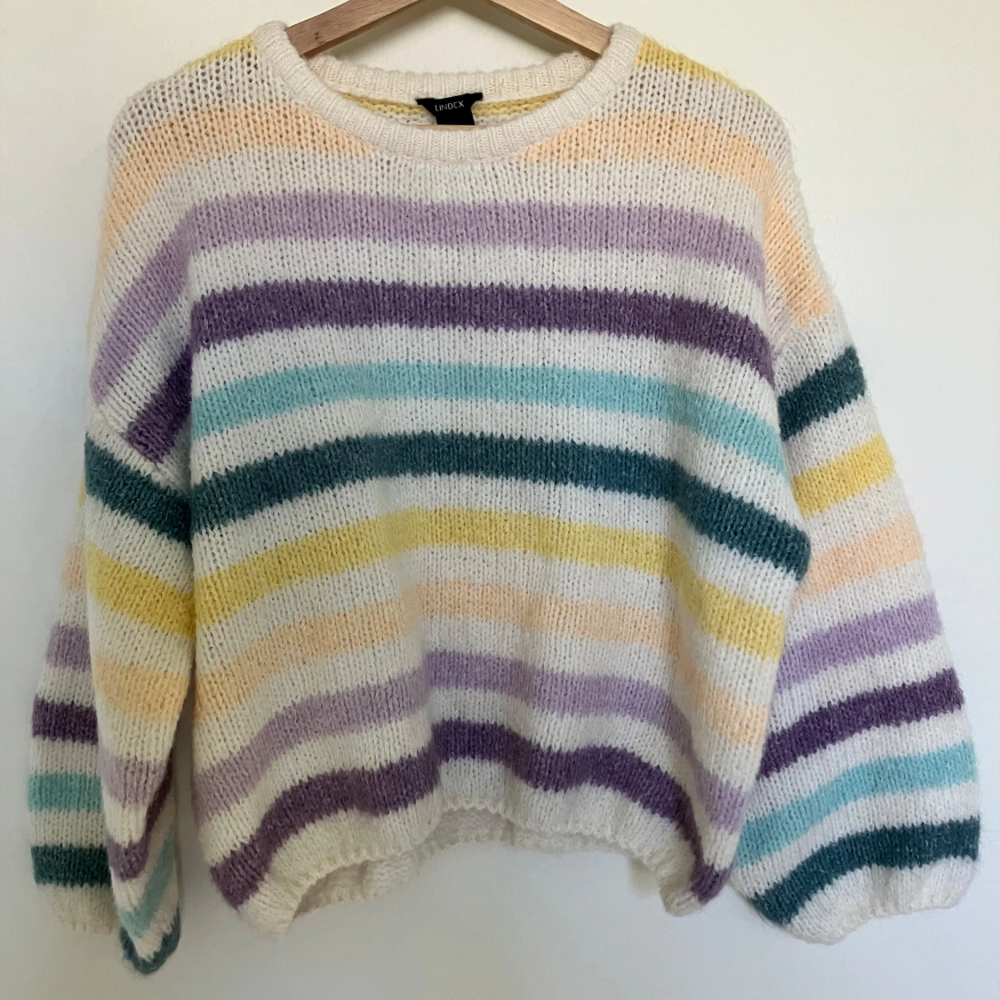 Randig stickad tröja från Lindex