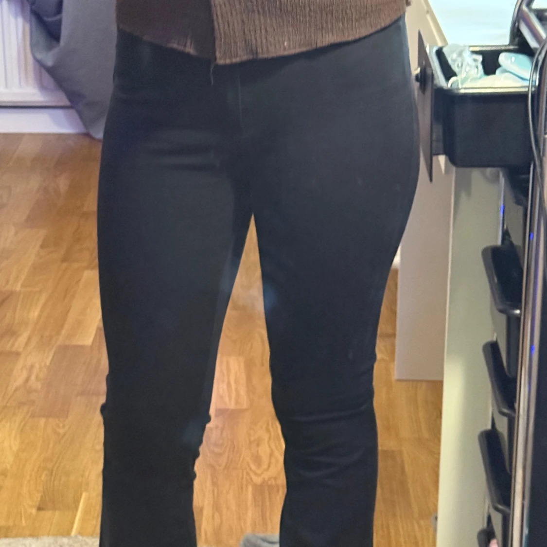 Svarta bootcut byxor - 91