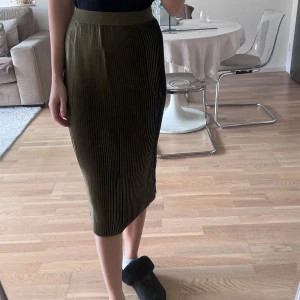 Skimmrig pennkjol - NAKD - Superfin pennkjol, som ny!