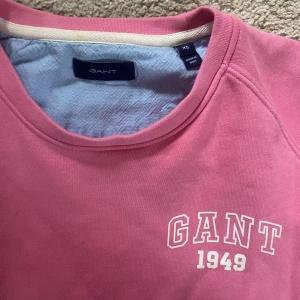 Snygg gant sweatshirt - Fin rosa gant sweatshirt i strl XS, sparsamt använd