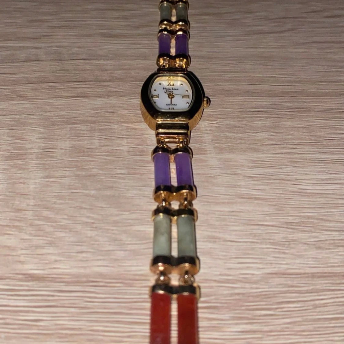 Färgglad vintage klocka  - 93