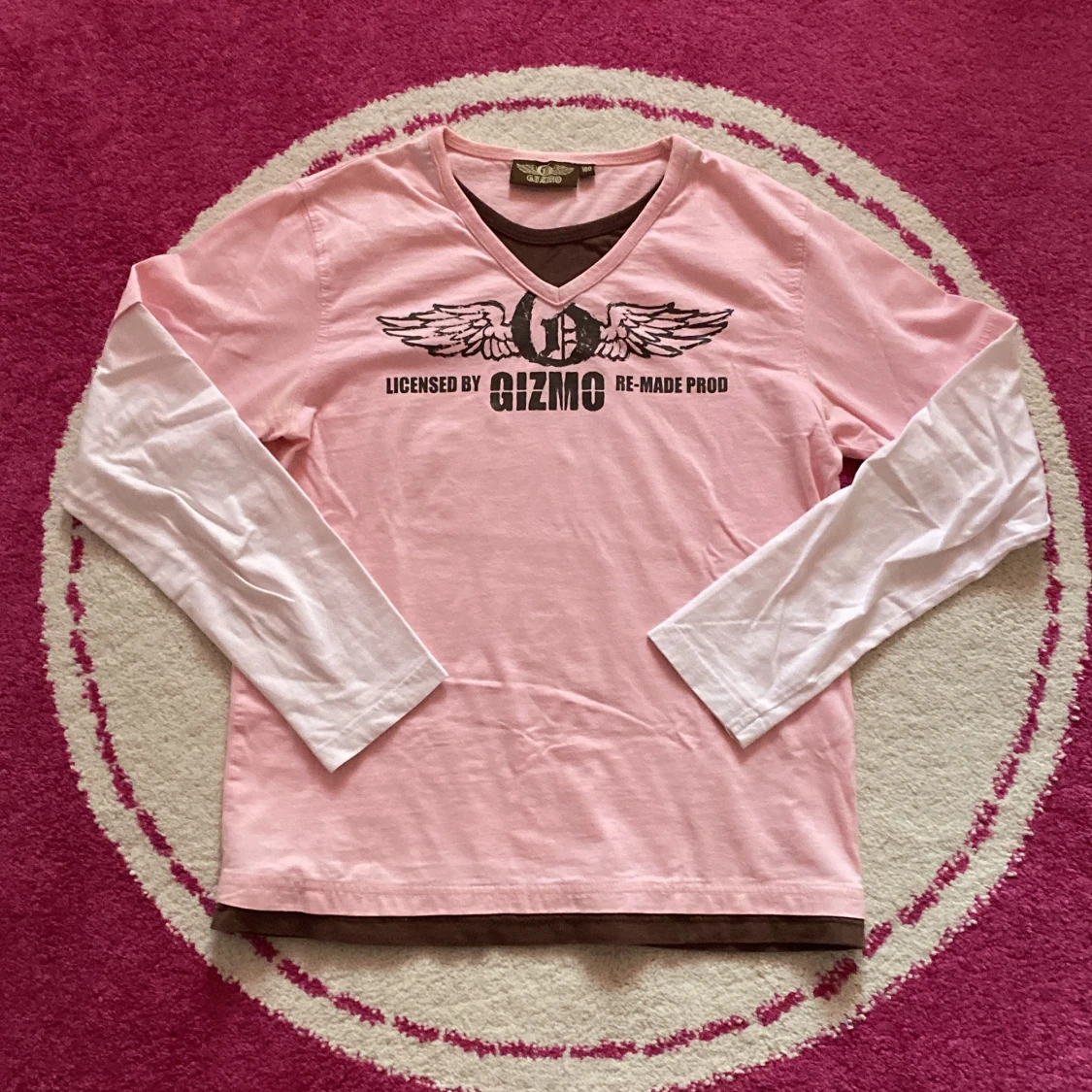 2000s skater tröja från Gizmo