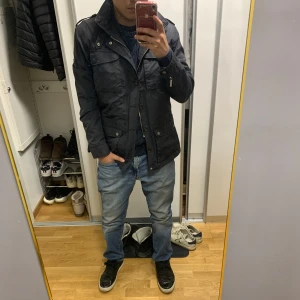 Gant jacka  - Storlek M. vi kan diskutera pris. Kontakta mig för fler bilder