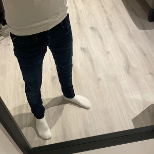 Replay Anbass - Tjena! Säljer nu dessa as feta replay Anbass jeans. Skicket är 10/10 Inga defekter ingenting! Pris kan diskuteras!