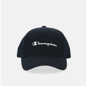 Svart keps från Champion - Snygg svart keps från Champion med broderad logga framtill. Tillverkad i 100% bomull och har justerbar passform. Perfekt för en casual look.