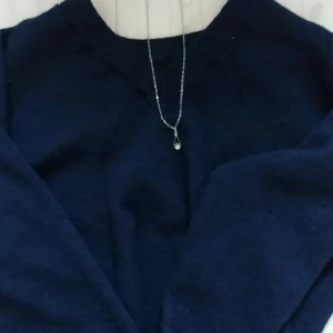 Stickad tröja - Marinblå, mysig