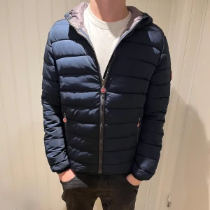 Colmar jacka  - Snygg Colmar jacka i topp skick. Storlek S skriv vid minsta fundering.💫❄️ (13)