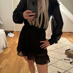 Zara klänning  - Zara klänning i storlek xs