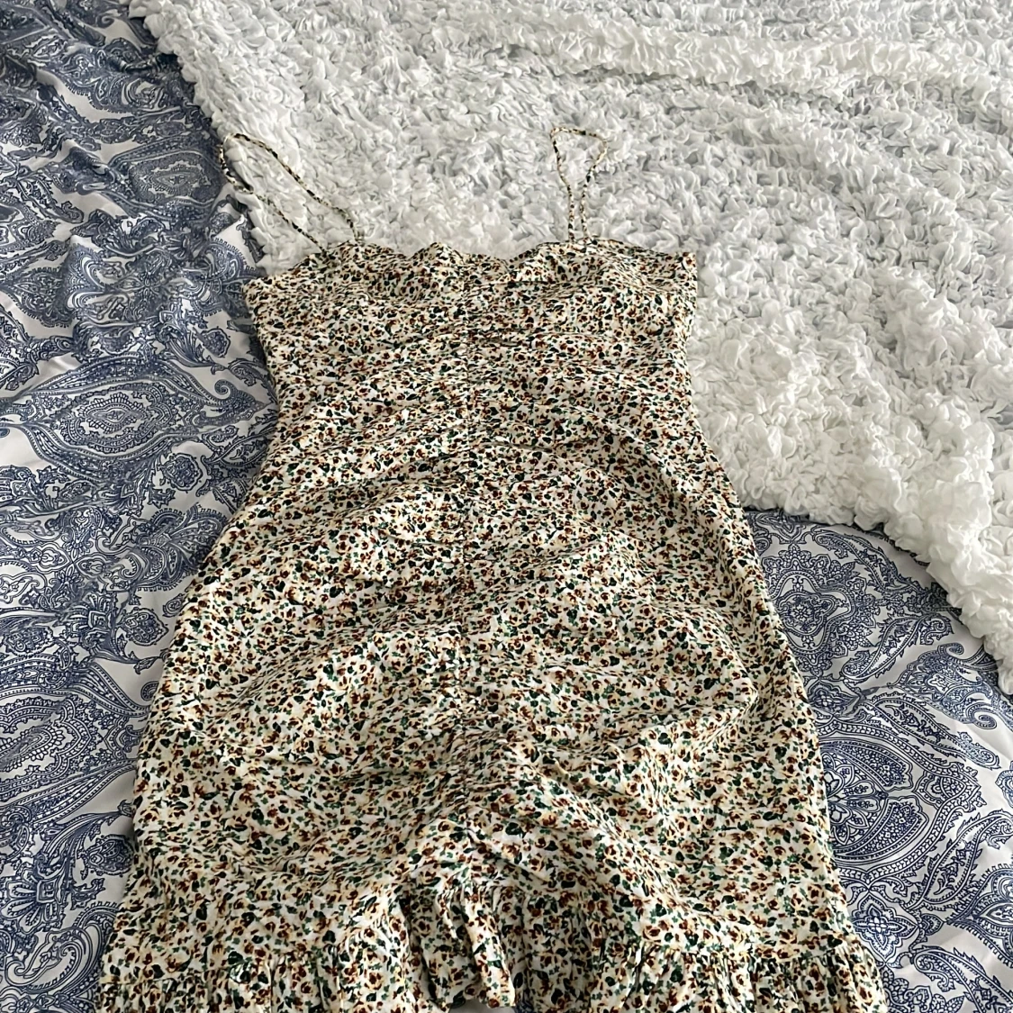 Blommig klänning från Zara - 91