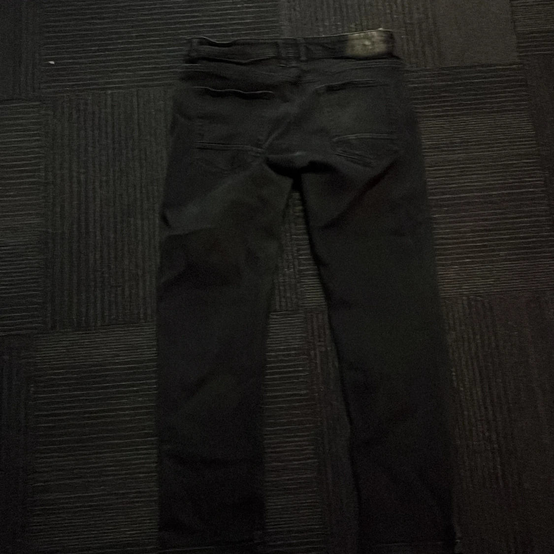 Svarta jeansbyxor - 91